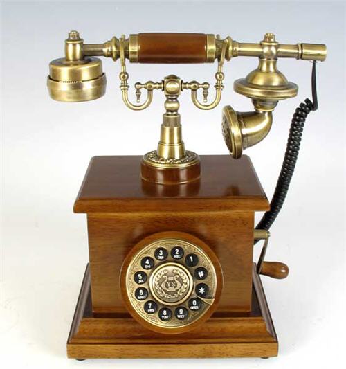 История телефонов: Первый телефонный звонок